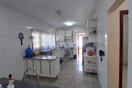 Casa à venda com 4 quartos, sendo 2 suítes, no condomínio Eco Clube Vivendas do Lago, Sorocaba - SP