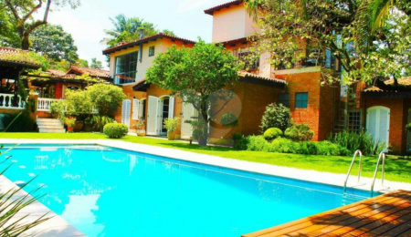 Casa à venda com 4 suítes em Alto da Boa Vista, São Paulo, SP