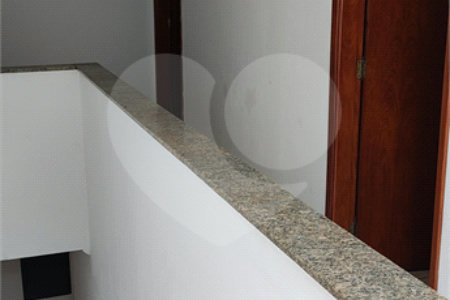 Sobrado à venda com 3 quartos, sendo 1 suíte, em Ressaca, Atibaia, SP