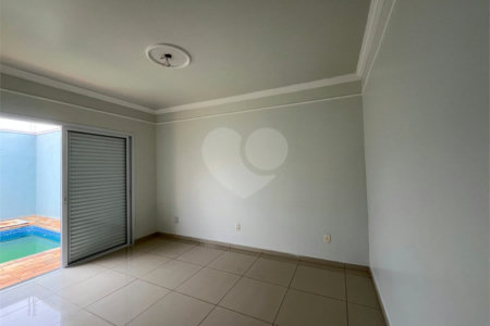 Casa à venda com 3 quartos em Jardim Alvorada, Itapetininga, SP