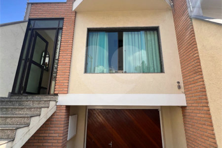 Sobrado à venda com 3 suítes em Vila Regente Feijó, São Paulo, SP