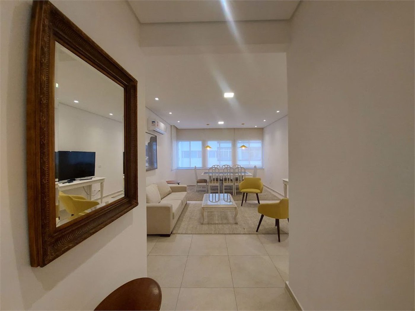 Apartamento com 4 dormitórios à venda, 120 m² por R$ 700.000,00 - Pitangueiras - Guarujá/SP