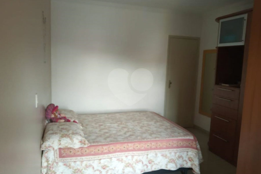 Sobrado à venda com 3 quartos, sendo 1 suíte,  em Vila Medeiros, São Paulo, SP