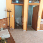 Casa à venda ou para alugar com 5 quartos, sendo 1 suíte, em Cumbari, Mairiporã, SP