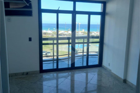 Apartamento à venda com 4 quartos, sendo 2 suítes, em Vila Nova, Cabo Frio, RJ