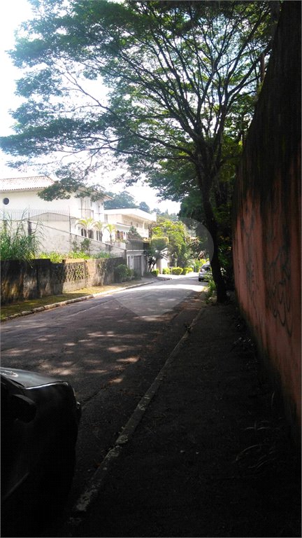 Casa à venda com 5 quartos, sendo 3 suítes, em Vila São Francisco, São Paulo, SP