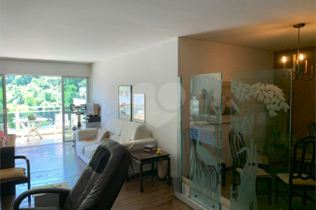 Apartamento à venda com 4 quartos, sendo 1 suíte,  em Tijuca, Rio de Janeiro, RJ