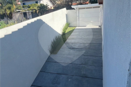 Sobrado à venda com 4 quartos, sendo 3 suítes, em Jardim Paulista, Atibaia, SP