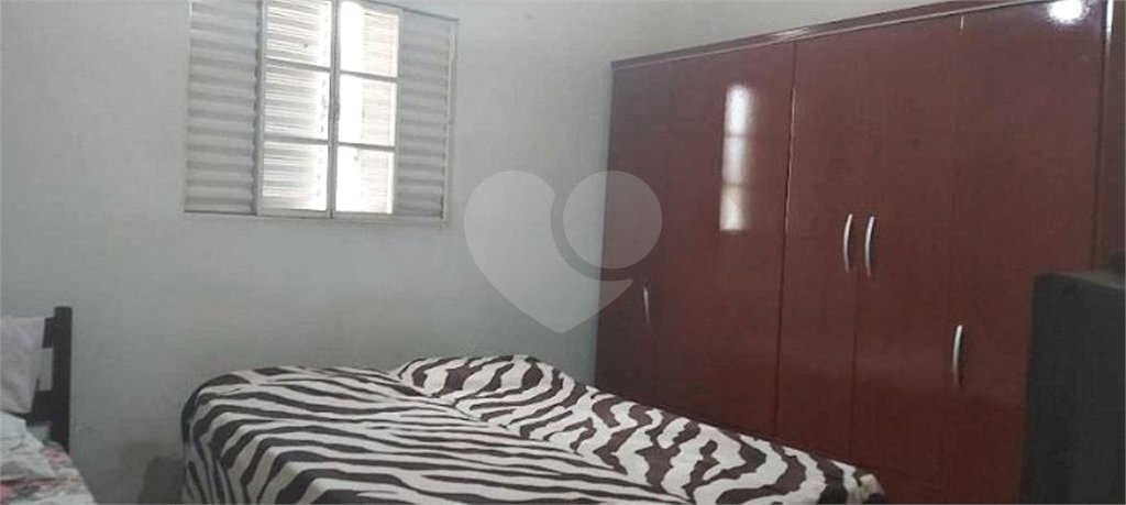 Casa térrea para venda na Vila Faria.