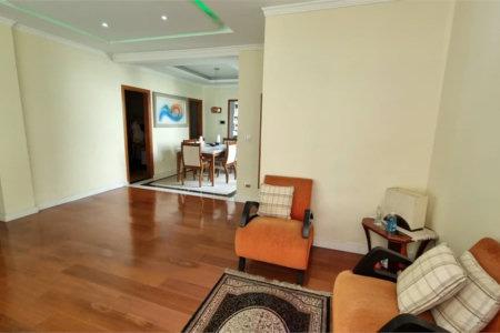 Casa à venda com 3 suítes em Jardim Trussardi, São Paulo, SP
