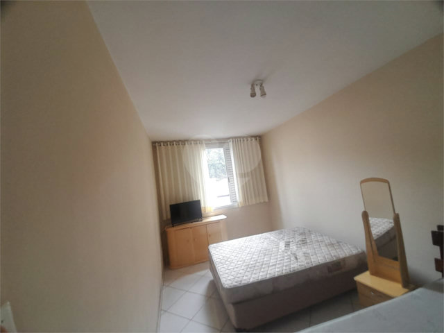 Apartamento à venda com 3 quartos, sendo 1 suíte,  no Centro, Serra Negra, SP