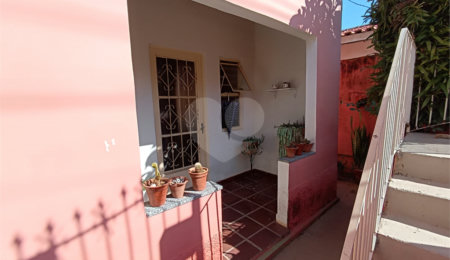 Casa à venda com 5 quartos, sendo 1 suíte,  em Jardim Itália, Itapetininga, SP
