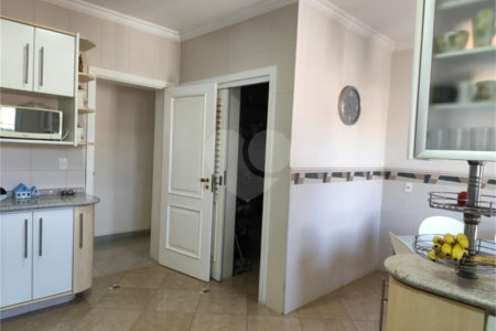 Casa à venda com 4 suítes em Marambaia, Vinhedo, SP