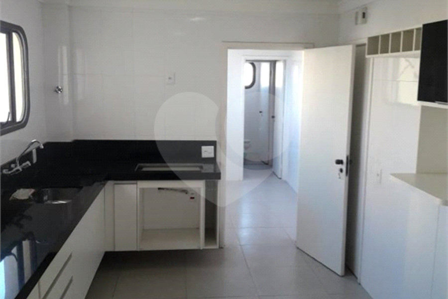 Apartamento à venda com 4 quartos, sendo 1 suíte, em Santana, São Paulo, SP