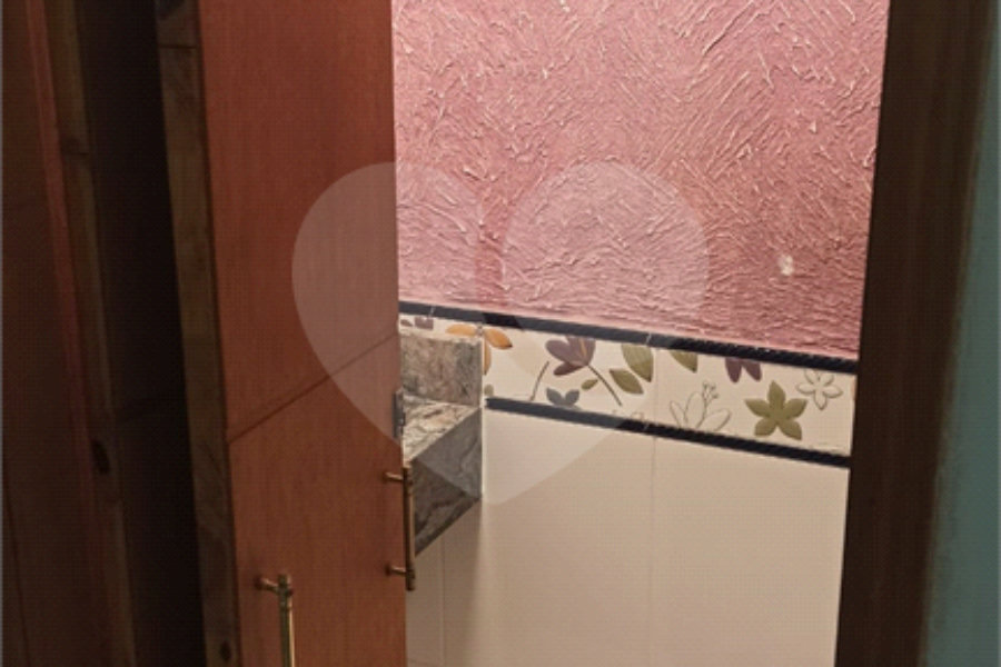 Sobrado à venda com 4 quartos, sendo 2 suítes, em Mandaqui, São Paulo, SP