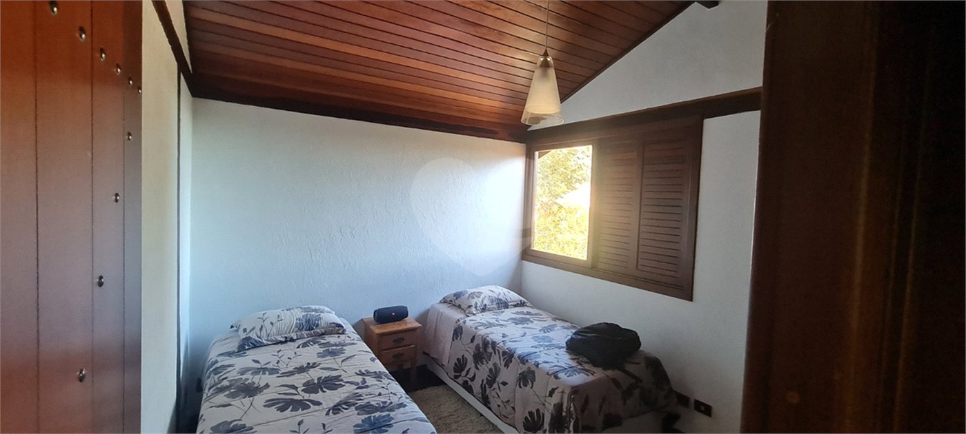 Casa à venda com 4 suítes em Serra da Cantareira, Mairiporã, SP