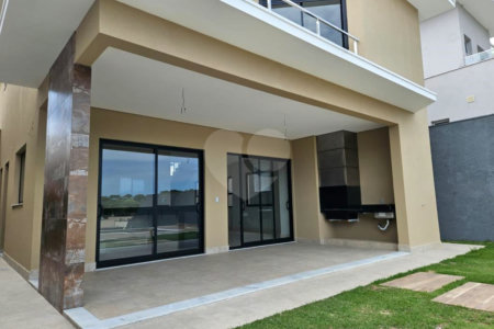 Casa à venda com 3 quartos, sendo 4 suítes, no condomínio Reserva dos Vinhedos, Louveira - SP