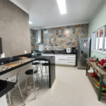 Casa à venda com 3 quartos, sendo 1 suíte, no condomínio São Domingos, Valinhos - SP