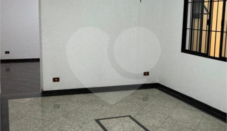 Sobrado à venda com 2 quartos, sendo 1 suíte,  em Vila Prudente, São Paulo, SP