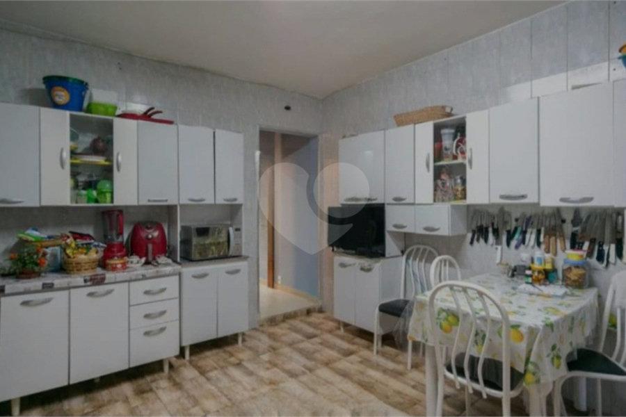 Sobrado à venda com 3 quartos, sendo 1 suíte, em Horto, São Paulo, SP