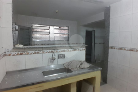 Casa à venda com 3 quartos em Campo Grande, Rio de Janeiro, RJ