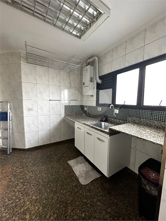Apartamento à venda com 4 quartos, sendo 1 suíte, em Anchieta, São Bernardo do Campo, SP