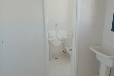 Apartamento à venda com 3 quartos, sendo 2 suítes, no Centro, Itapetininga, SP
