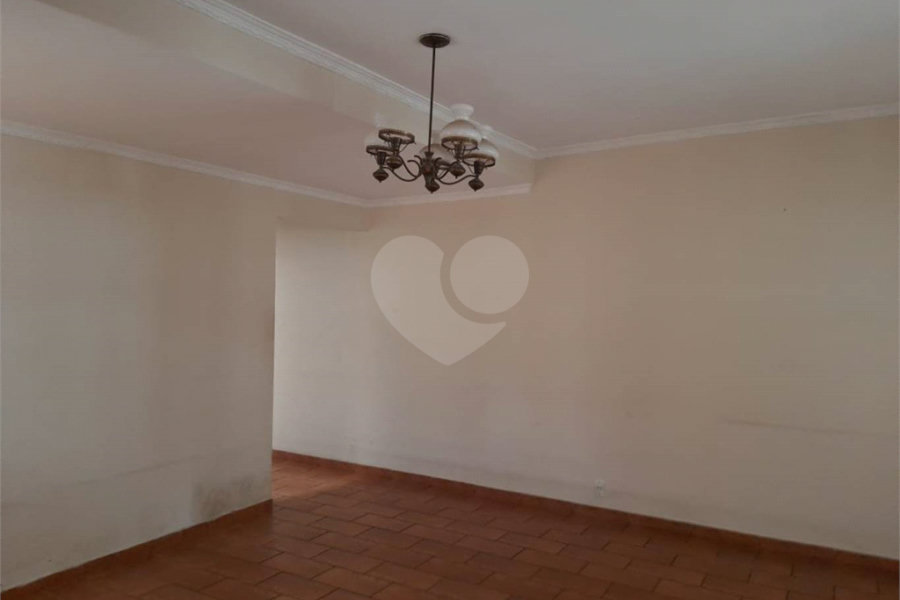 Sobrado à venda com 2 quartos no Brasilândia, São Paulo, SP