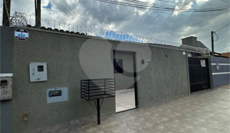 Casa à venda com 4 quartos, sendo 2 suítes,  em Residencial Ponta Porã I, Ponta Porã, MS