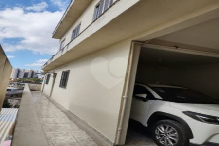 Casa à venda com 9 quartos em Parque Fernanda, São Paulo, SP