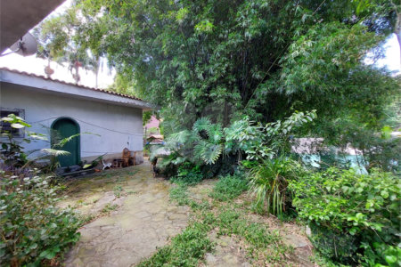 Casa à venda com 5 quartos, sendo 1 suíte, em Eldorado, São Paulo, SP