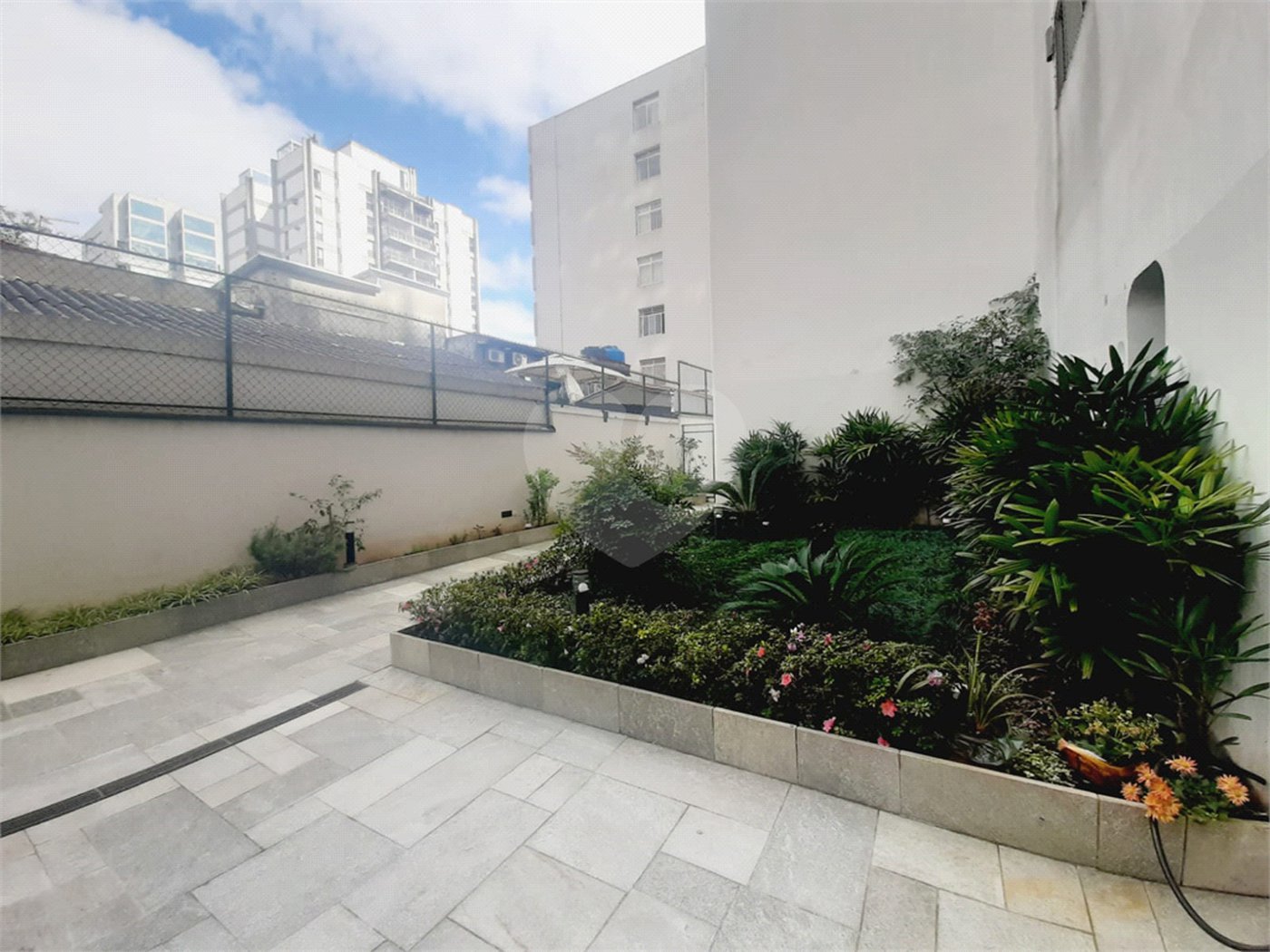 Apartamento à venda com 3 quartos em Moema, São Paulo, SP