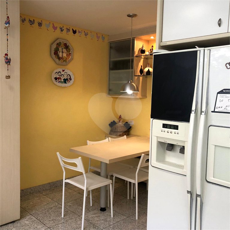 Apartamento à venda com 4 quartos, sendo 3 suítes, em Alto da Boa Vista, São Paulo, SP