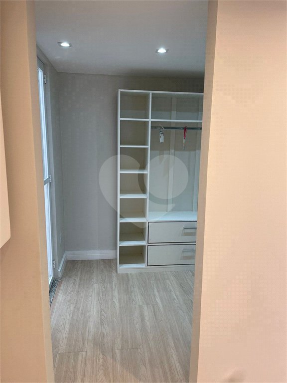Cobertura à venda com 3 quartos, sendo 2 suítes, em Cachamorra, Rio de Janeiro, RJ
