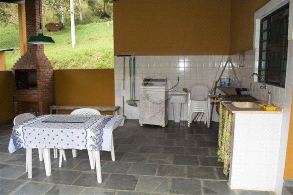 Sítio à Venda Natividade da Serra c/ 2.291,56m² Area Const. e 271.000,00m² Área Total