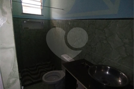 Casa Térrea à venda com 5 quartos em Santa Cruz, Rio de Janeiro, RJ