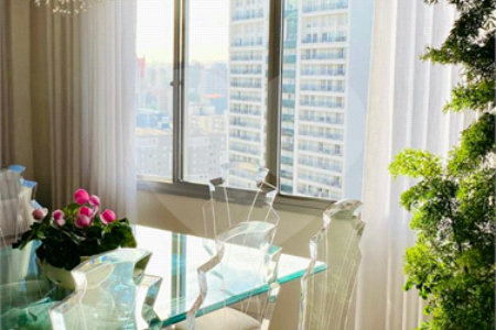 Apartamento à venda com 3 quartos, sendo 1 suíte, em Santa Teresinha, São Paulo, SP