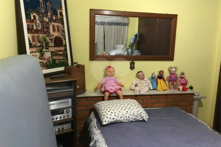 Chácara à venda com 4 quartos, sendo 1 suíte,  em Monterrey, Louveira, SP