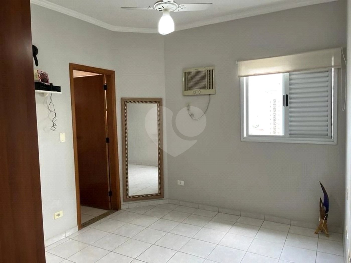 Apartamento à venda com 4 quartos, sendo 3 suítes, em Indianópolis, São Paulo, SP