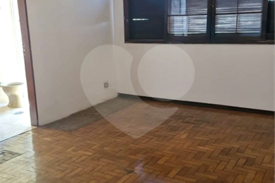 Sobrado à venda com 4 quartos, sendo 1 suíte,  em Vila Maria, São Paulo, SP