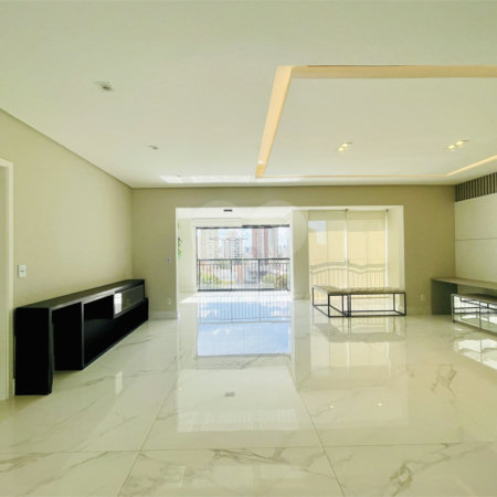 Apartamento à venda com 3 suítes em Vila Gilda, Santo André, SP