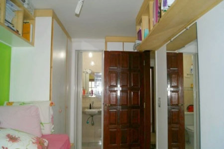 Sobrado à venda com 6 quartos, sendo 5 suítes, em Jardim Catanduva, São Paulo, SP