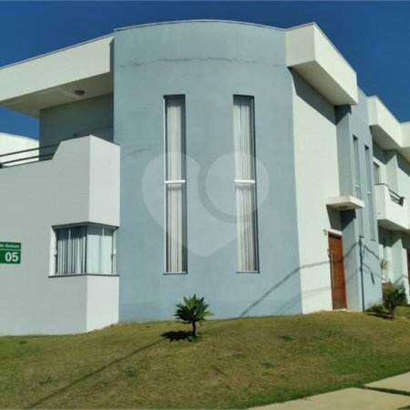 Casa à venda com 3 suítes no condomínio Damha III, São Carlos - SP