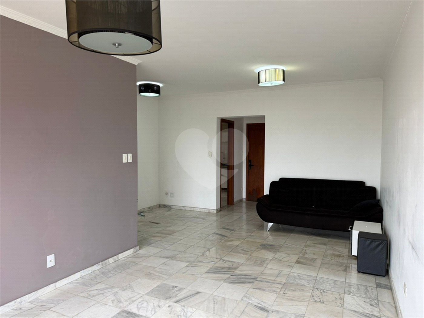Apartamento à venda com 3 quartos, sendo 1 suíte, no Centro, Suzano, SP
