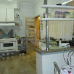Casa térrea com salas comerciais em anexo à venda na região da Moóca