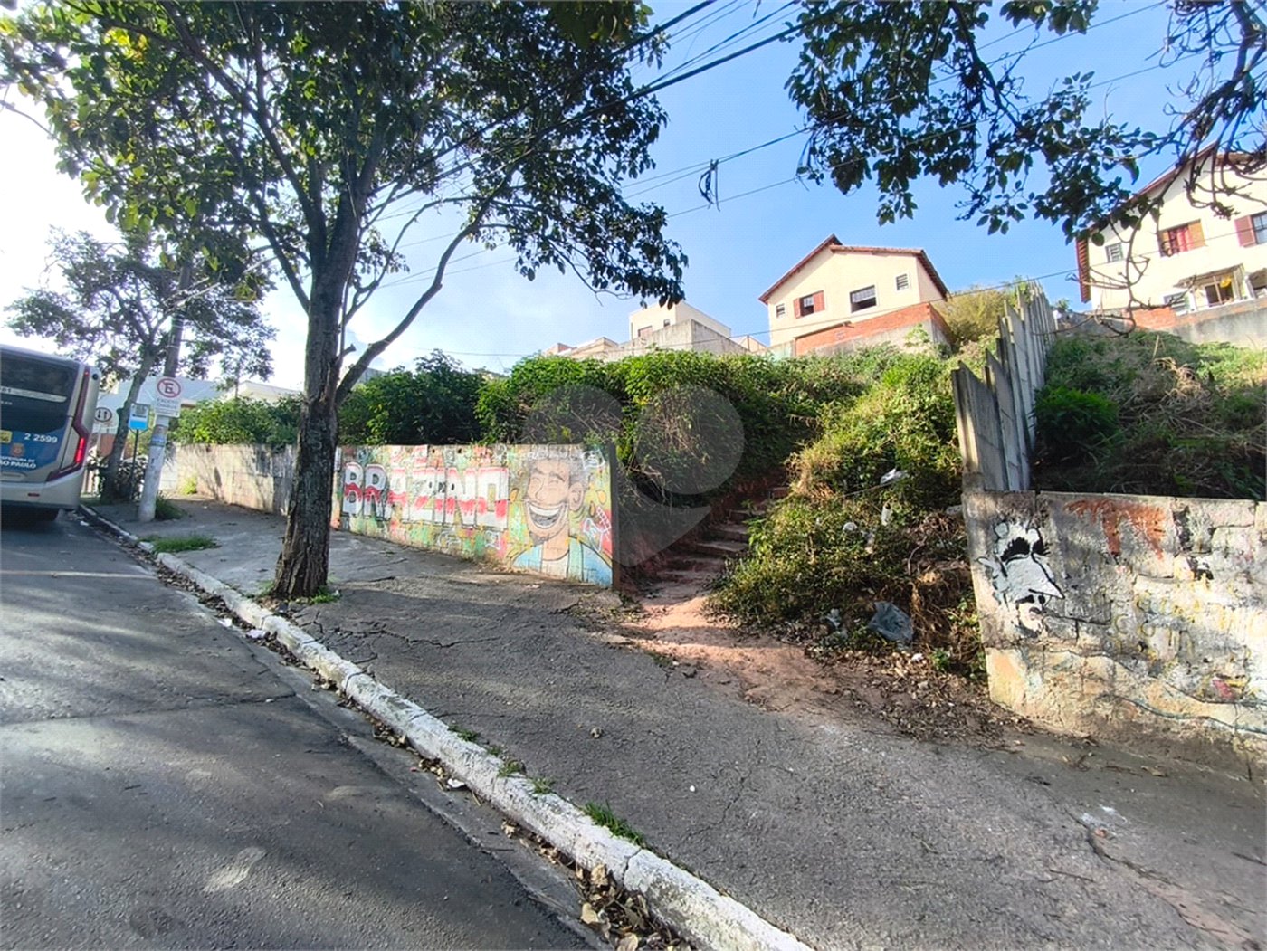 Terreno à venda em Horto, São Paulo, SP