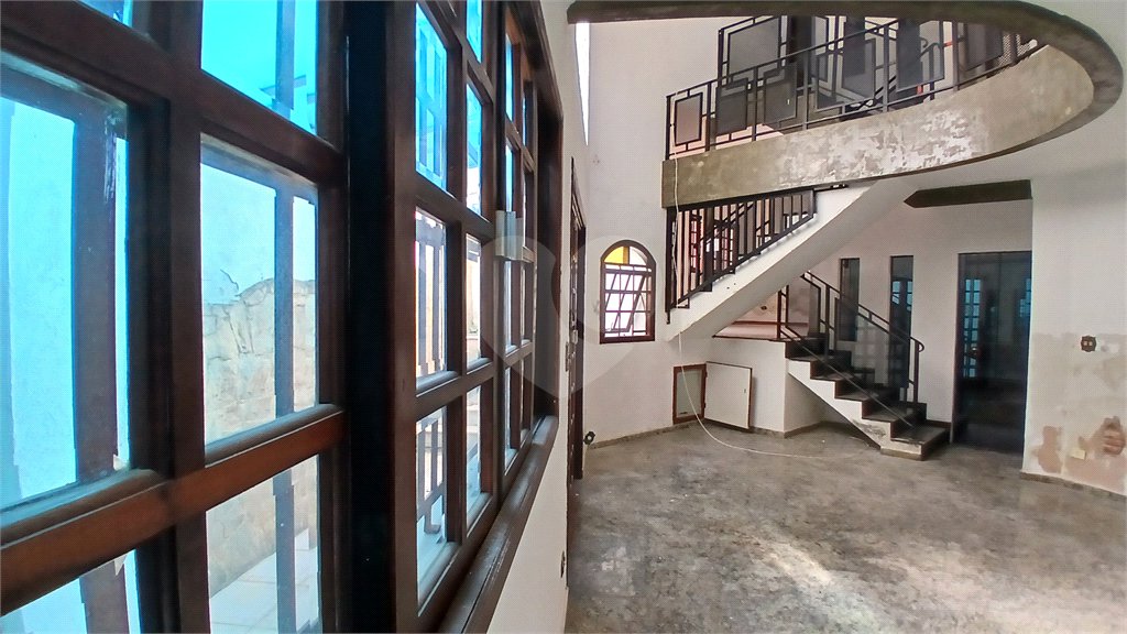 Sobrado à venda com 4 quartos, sendo 1 suíte, em Santana, São Paulo, SP