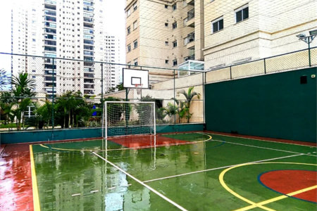Apartamento à venda com 38m² e 1 dormitório, localizado no bairro Jardim Flor da Montanha.