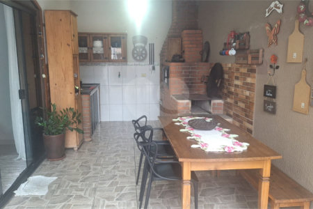 Casa à venda com 3 quartos, sendo 1 suíte,  em Jardim Paulista, Sorocaba, SP