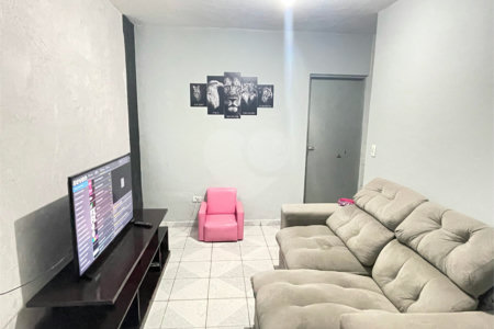Casa à venda com 3 quartos, sendo 1 suíte, em Jardim Santa Cecília, Guarulhos, SP